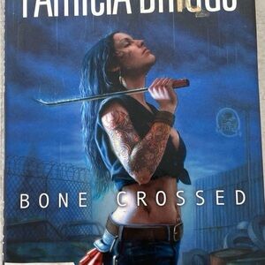 Patricia Briggs Mercy Thompson Novel Bone Crossed (Hardcover)